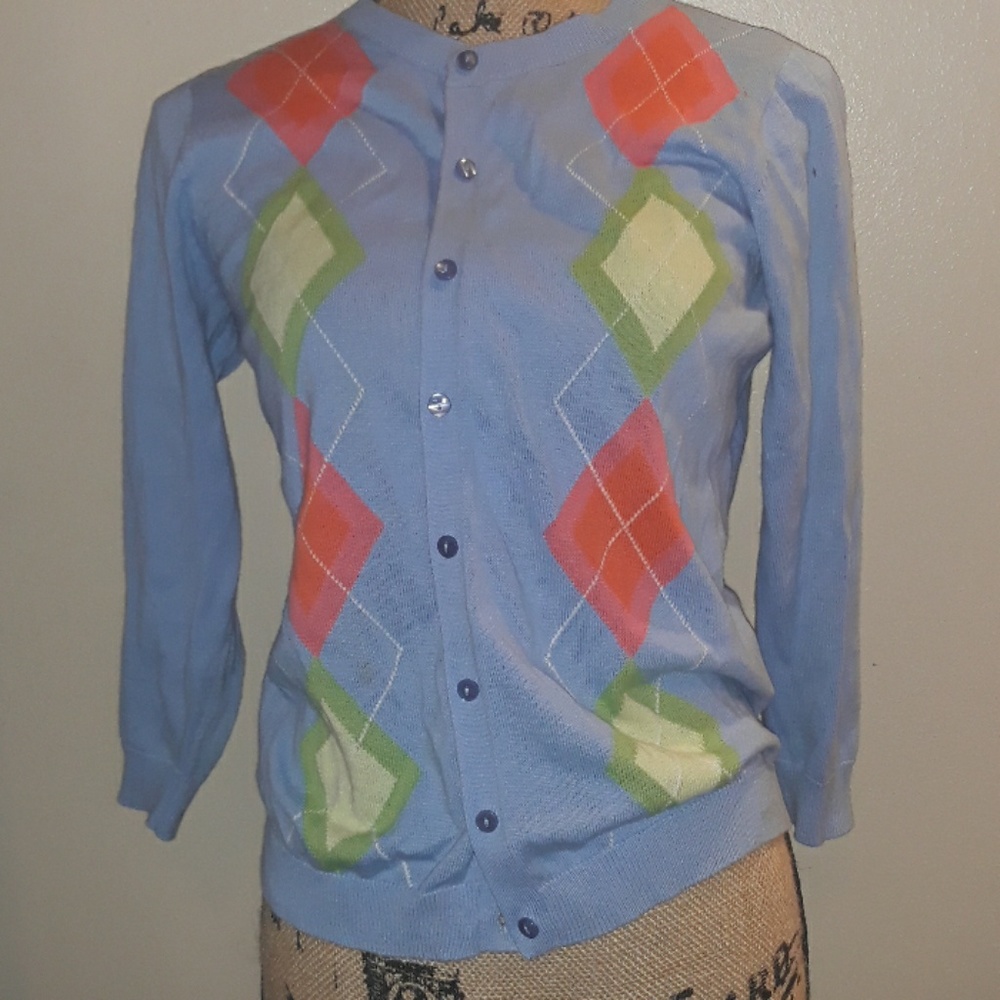 Lightweight sweater